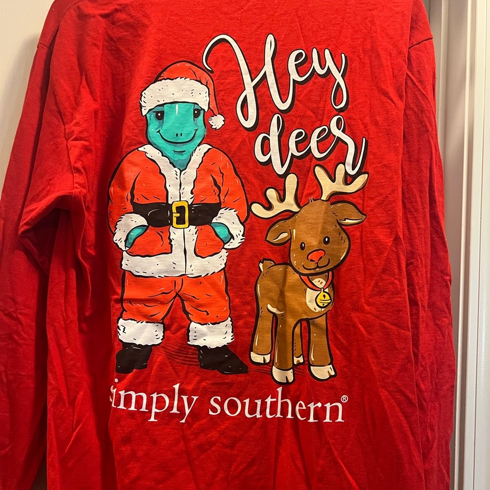 Size medium Sinply southern tshirt